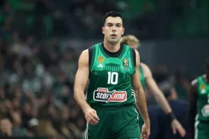 Επιστροφή στις προπονήσεις, ατομικό οι Σλούκας και Καλαϊτζάκης