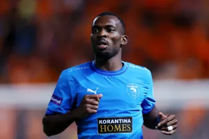DEAL για Bruno Langa