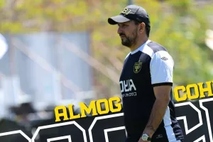 (ΕΝΔΙΑΦΕΡΕΙ ΑΕΚ) Από αθλητικός διευθυντής… προπονητής! 