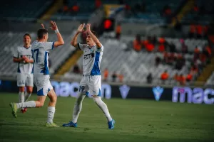 (Aπόλλων) Η περίπτωση Ζήνωνος