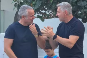 Τετ-α-τετ με Ρόκα