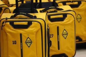 (Ομόνοια) Βαλίτσα/FC Kairat﻿