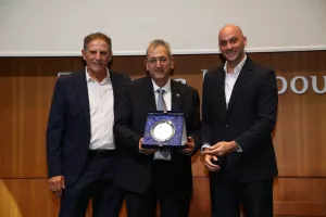 Θεοδούλου: "Αναπόσπαστο κομμάτι της ποδοσφαιρικής μας οικογένειας οι παλαίμαχοι"