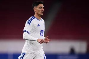 ΠΑΟΚ: Περιμένει την Άουγκσμπουργκ για Γιαννούλη και προχωρά για στόπερ