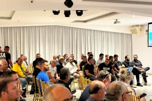 Η Γενική Συνέλευση της ΑΕΛ (φώτος)