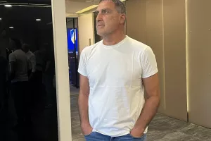 LIVE STREAMING- Χάρης Φωτίου/"Ο κόσμος θέλει πράξεις, χόρτασε από λόγια"