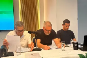 (Φώτος) To kerkida στη Συνέλευση του Άρη 