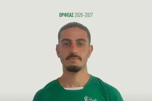 Ανανέωσε με Ιωαννίδη