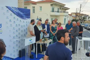 (Φώτος Kerkida) Εγκαίνια...στη Λάρνακα