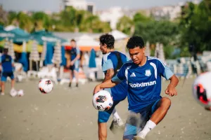 (Φώτος) Απόλλωνας στη... θάλασσα