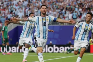 Αργεντινή-Αλγερία: ΑΣΤΑΜΑΤΗΤΟΣ Lionel Messi... με ιστορικό χατ-τρικ "έπιασε" τον Klose!