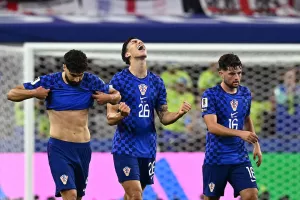 Μία σου και μία μου!