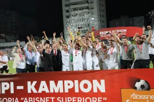 Ιδανικά/Ομόνοια