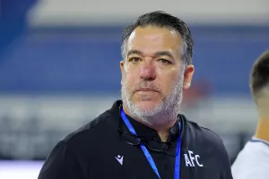 "Να φτιάξουμε ομάδα αντάξια των 100 χρόνων του ΑΠΟΕΛ" (Τι είπε για Λιασή-Παπαδόπουλο)