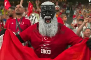 Πήρε το... βραβείο: Αυτός είναι ο πιο τρομακτικός οπαδός του Μουντιάλ! (φώτο)