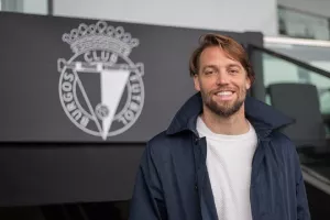 Εξετάζει Michu για αθλητικό διευθυντή