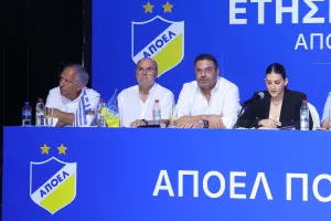 Λεπτομέρειες για τις επαφές/"Για συμφωνία 40 χρόνων"