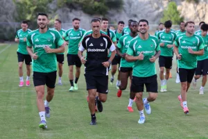 ΦΩΤΟΣ/ Η πρώτη... της Ομόνοιας!