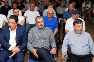 ΟΛΑ όσα έγιναν στην Συνέλευση της Ανόρθωσης (Φώτος)