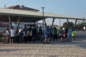 Ομόνοια/ Το τρόπαιο... στην Δερύνεια (Φώτος Kerkida)