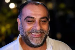 Ο επικεφαλής... 