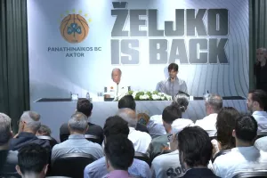 (Live Streaming) Η παρουσίαση του Ζέλικο Ομπράντοβιτς