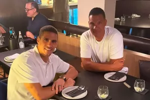 Reunion... ΑΠΟΕΛ!