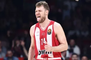 Η Ένωση παικτών της EuroLeague ανέδειξε MVP τον Βεζένκοβ
