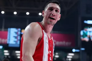Σκέψεις Λαρεντζάκη για αποχώρηση