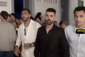 (Βίντεο) Μπάτσελορ στη Μύκονο ο Παυλίδης με... Τζόλη, Ζαφείρη, Χατζηδιάκο!