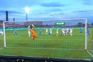 Goal/goal (Νατέλ και Αμπάγκνα)!