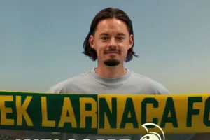 Οριστικοποίηση με Amor Layouni