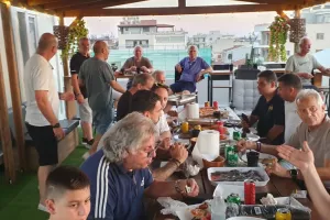 Όμορφη βραδιά για την οικογένεια του Απόλλωνα (Φώτος)