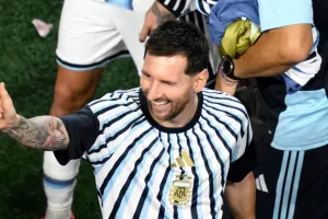 Μέσι μετά το ιστορικό χατ-τρικ: «Ο Θεός μου έδωσε πάρα πολλά, τώρα απλώς απολαμβάνω»