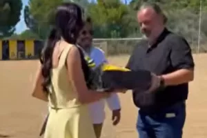 (Βίντεο) Η εντυπωσιακή άφιξη με ελικόπτερο του Μάριου Ηλιόπουλου!