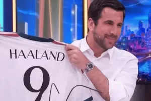 «Τη σέβομαι, αλλά θα μιλήσω για τον παίκτη»
