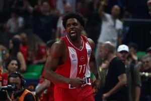 Ο ΜακΚίσικ έριξε τίτλους τέλους στην πορεία του στον Ολυμπιακό!