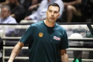 ΞΑΝΑ... εκτός αποστολής ο Σλούκας