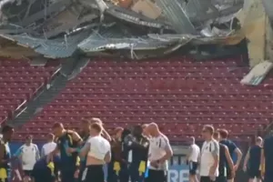 (Βίντεο) Η Σουηδία προπονείται ενόψει Γαλλίας σε στάδιο υπό κατεδάφιση!
