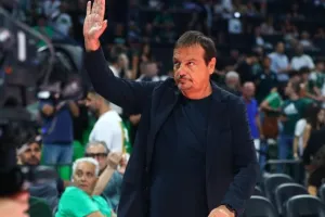 Αταμάν: «Ώρα να πάμε εκεί και να πάρουμε τον τίτλο» (βίντεο)