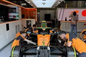 (Βίντεο Kerkida) Οι ετοιμασίες της McLaren... πριν την μάχη