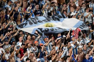 (Αγγλία-Αργεντινή) Απαγορεύτηκαν οι σημαίες για τα Νησιά Φόκλαντ!