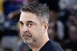 Μπαρτσελόνα: Μένει με νέο ρόλο ο Ναβάρο