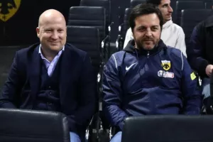 ΑΕΚ: Αρχίζει η δουλειά, τελειώνει με χαφ και ανανεώσεις
