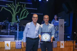 (Φώτος) Λαμπρή εκδήλωση του Κεραυνού για τον Εθνομάρτυρα Αρχιεπίσκοπο Κυπριανό