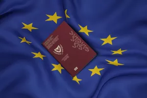 Διαβατήριο/ΑΠΟΕΛ