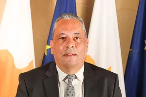 Έντονος ο Υπουργός για τη φωτιά/"Οι ευθύνες έχουν όνομα και επώνυμο"