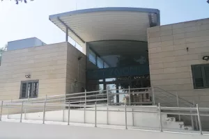 Πάτησε γκάζι και παρέσυρε 43χρονο μόλις είδε τους αστυνομικούς – Χειροπέδες σε 23χρονο στη Λευκωσία