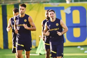 (Φώτος) Συνεχίζει την δουλειά 
