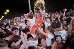 (ΒΙΝΤΕΟ) Χαμός στη Μαδρίτη για την πρόκριση!